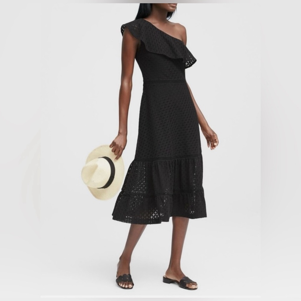 NWT Banana Republic | Black Lace One Shoulder
Ruffle dress Size 2